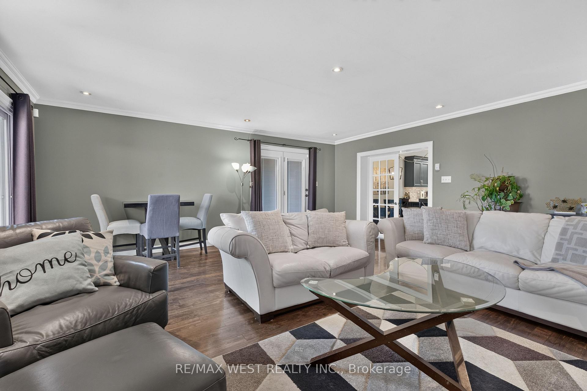 Photo 16 of 507 Alder Court, Pickering, Amberlea — HOMEH