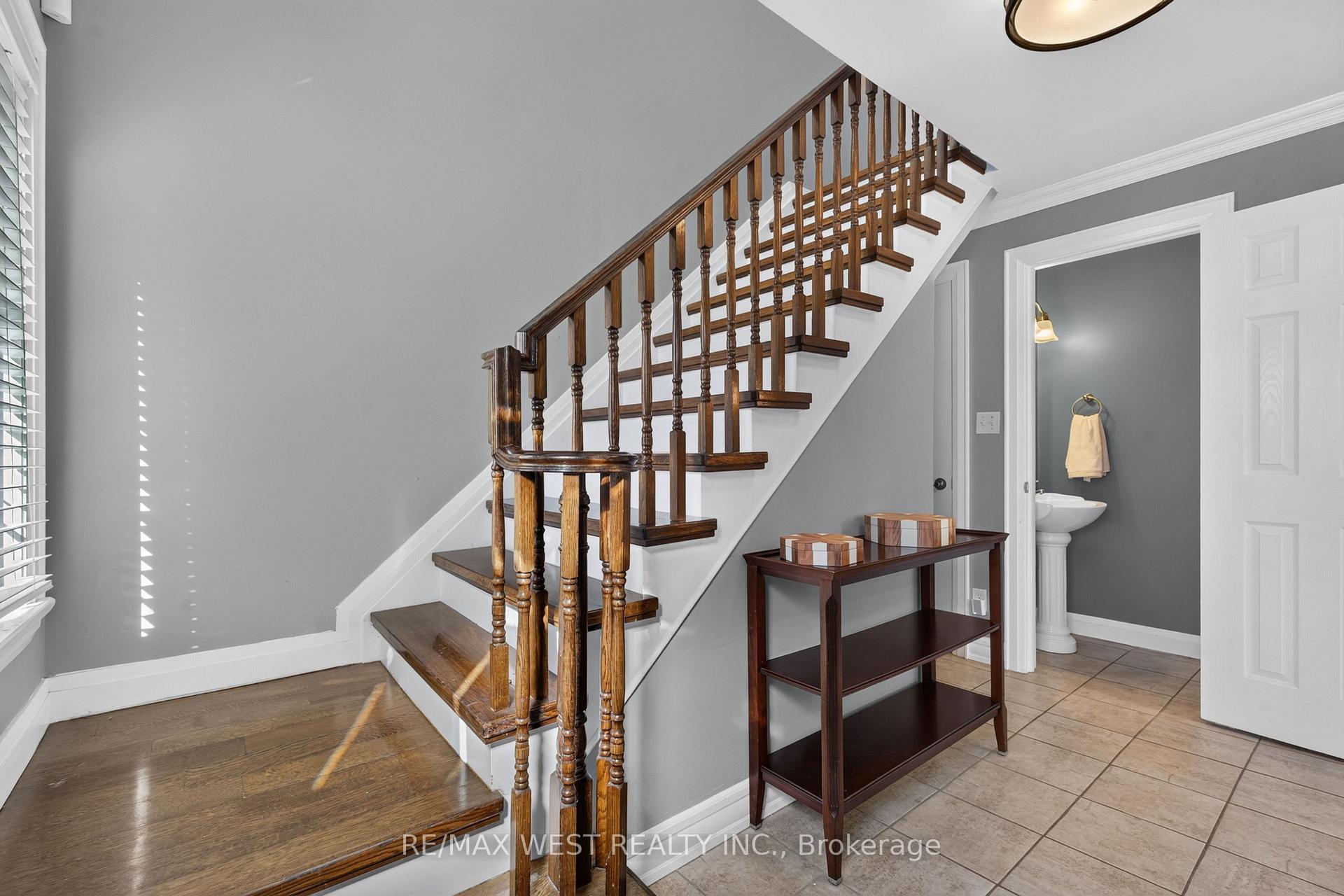 Photo 20 of 507 Alder Court, Pickering, Amberlea — HOMEH