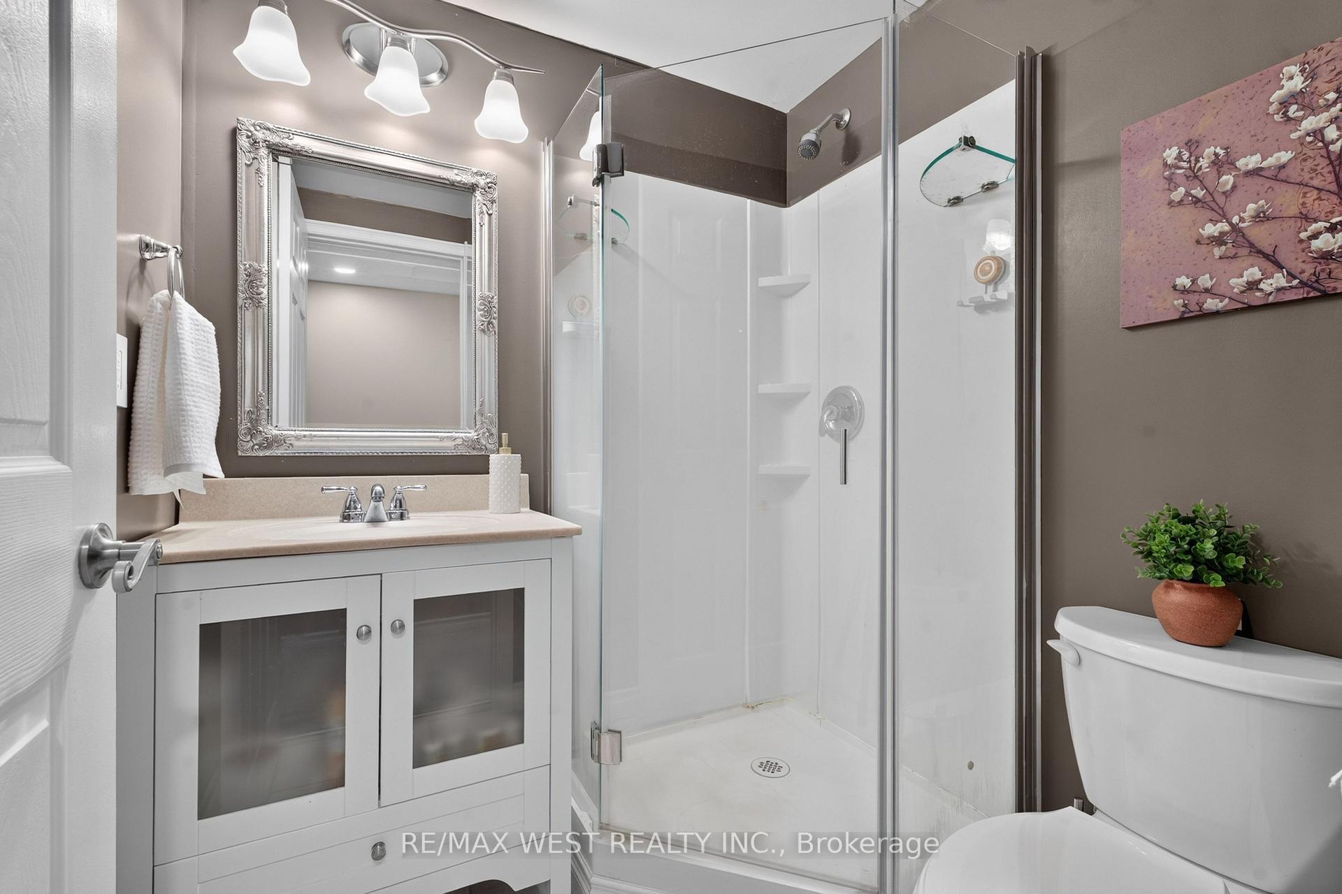 Photo 37 of 507 Alder Court, Pickering, Amberlea — HOMEH
