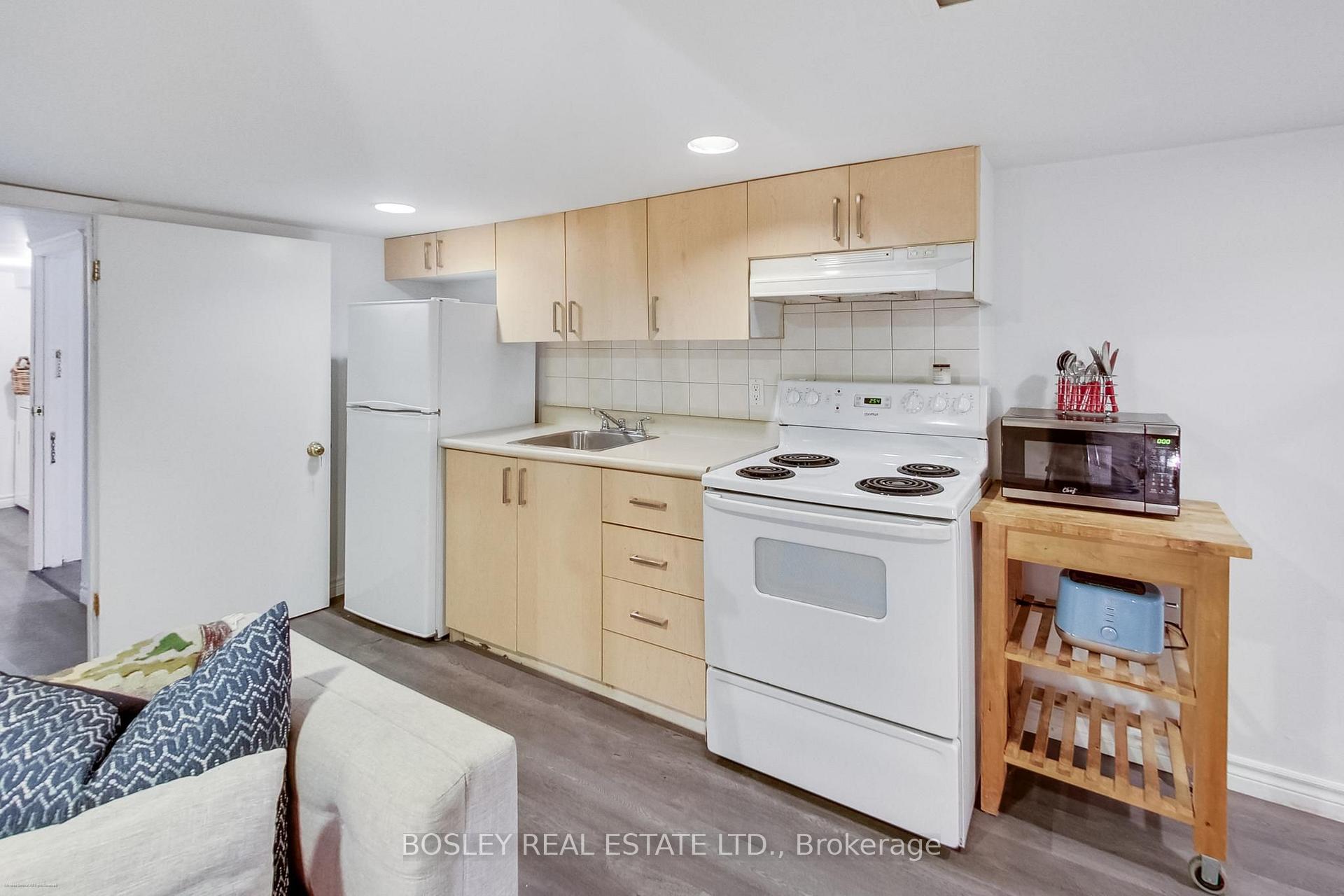 Photo 29 of 97 Oakcrest Avenue, Toronto, East End-Danforth — HOMEH