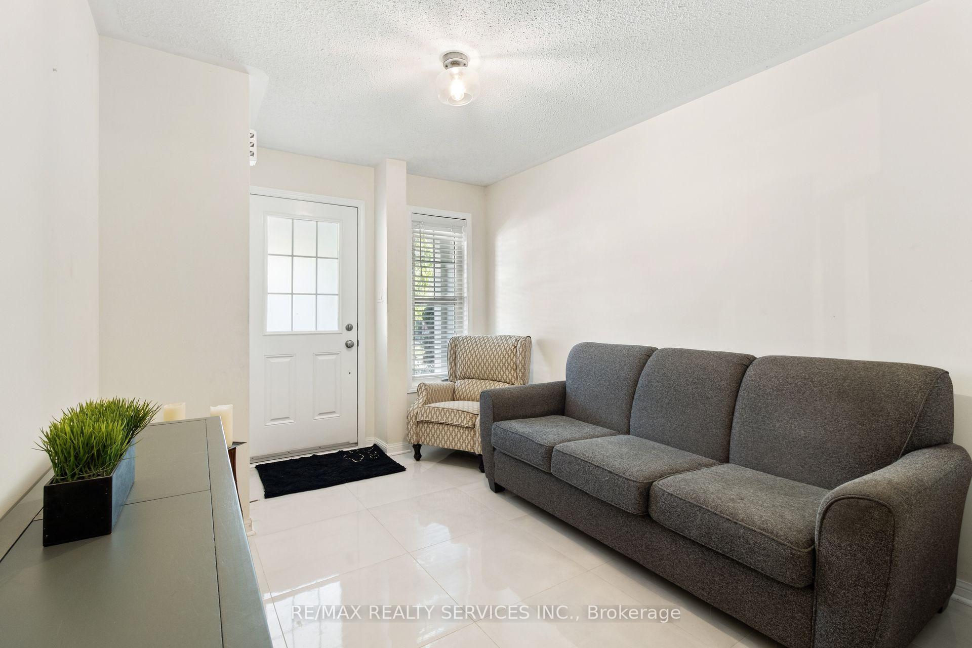 Photo 10 of 624 Frank Place, Milton, Harrison — HOMEH