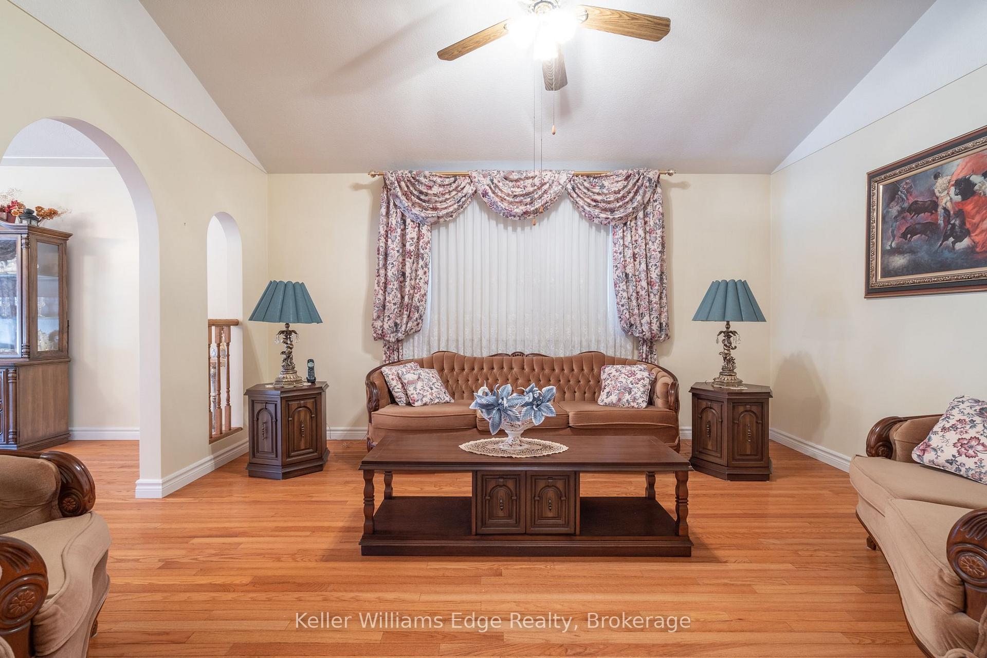 Photo 3 of 68 Ridley Drive, Hamilton, Quinndale — HOMEH