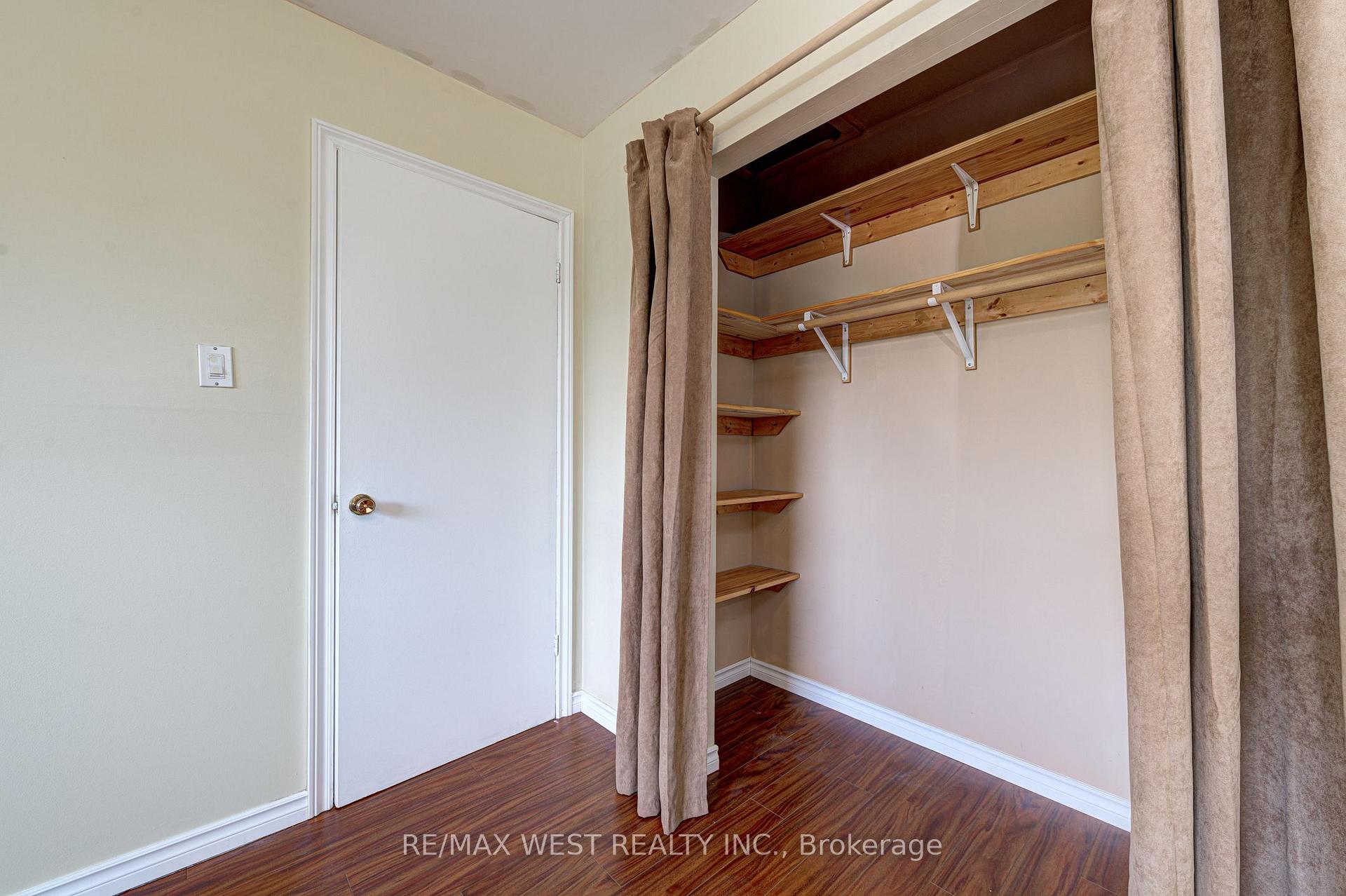 Photo 17 of Unit Upper Lvl, 18 Glenforest Road, Brampton, Northgate — HOMEH