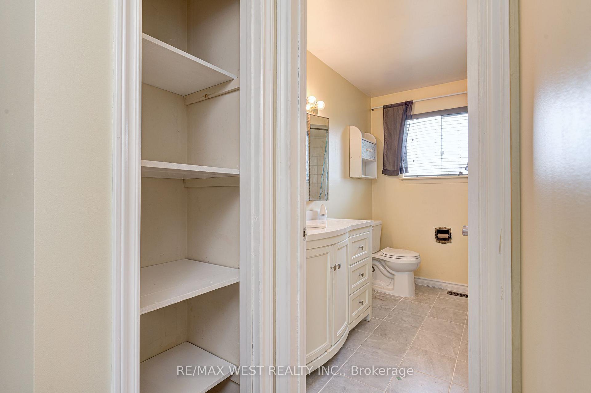 Photo 20 of Unit Upper Lvl, 18 Glenforest Road, Brampton, Northgate — HOMEH