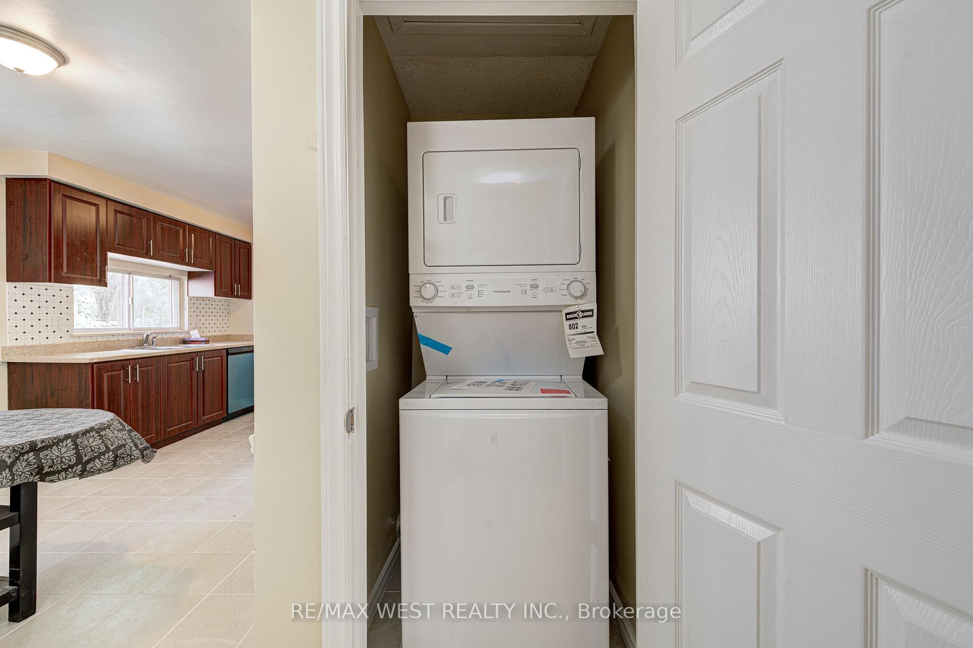 Photo 22 of Unit Upper Lvl, 18 Glenforest Road, Brampton, Northgate — HOMEH