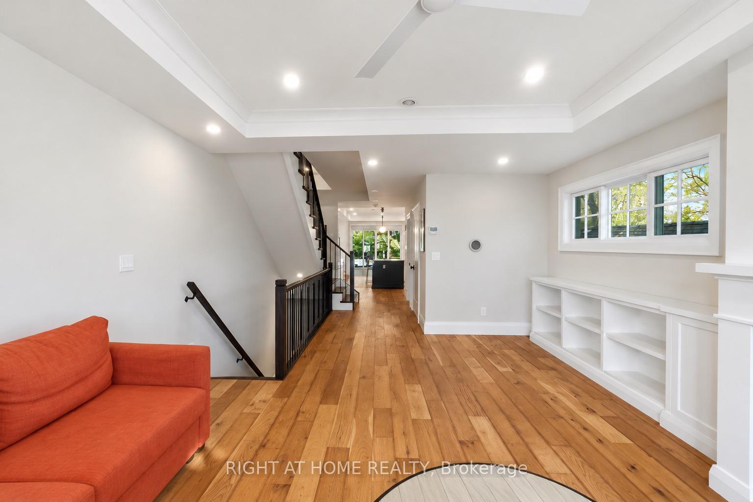 Photo 6 of 79 Wilson Street E, Oakville, Central — HOMEH