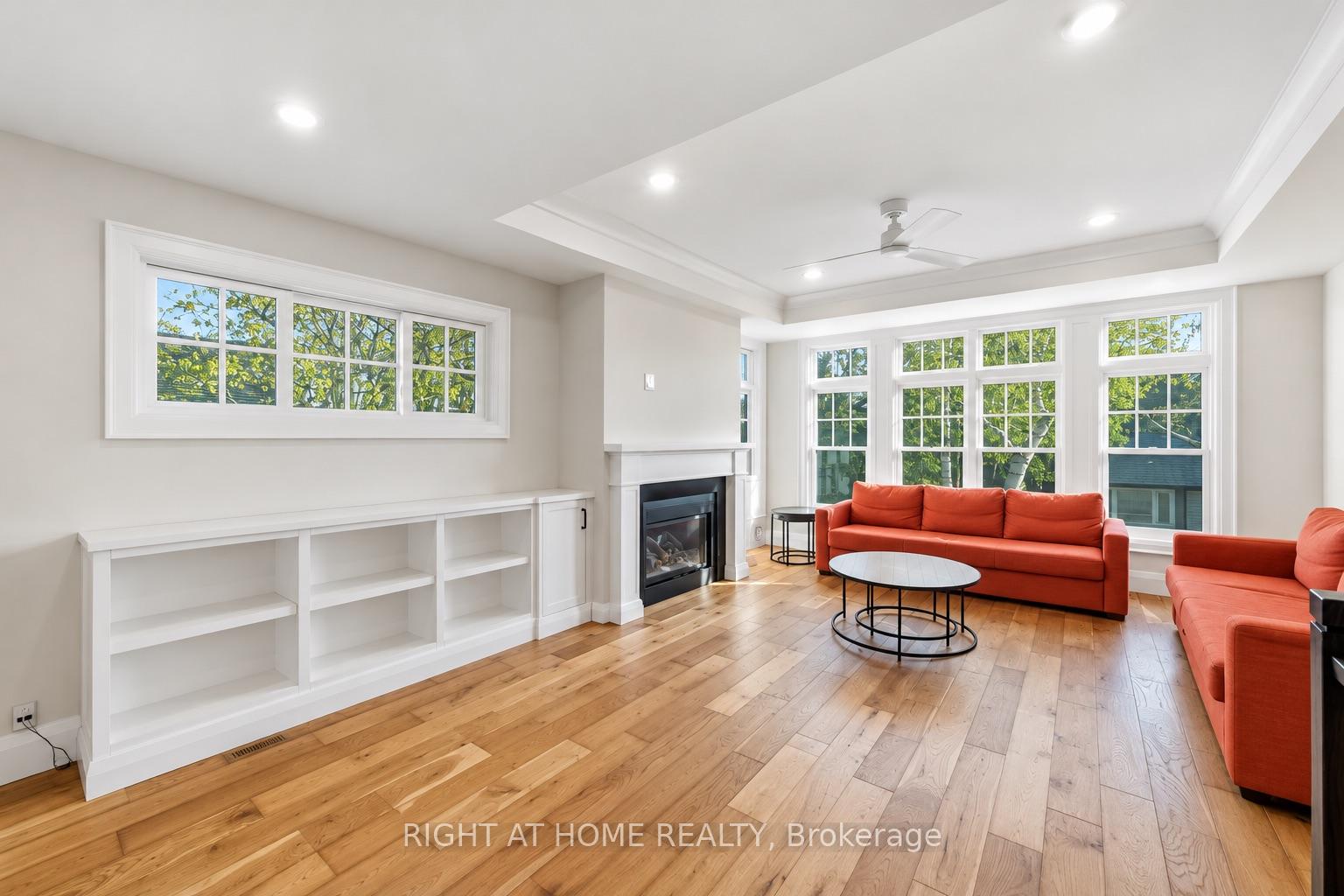 Photo 7 of 79 Wilson Street E, Oakville, Central — HOMEH