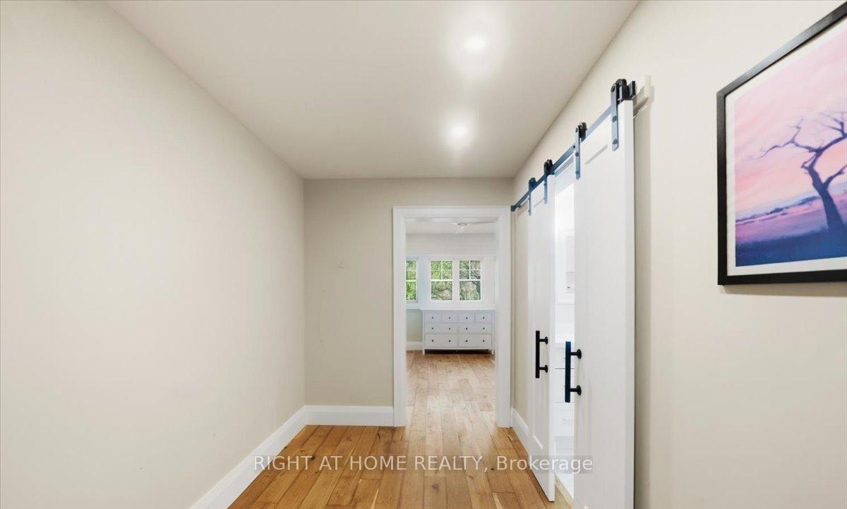 Photo 21 of 79 Wilson Street E, Oakville, Central — HOMEH