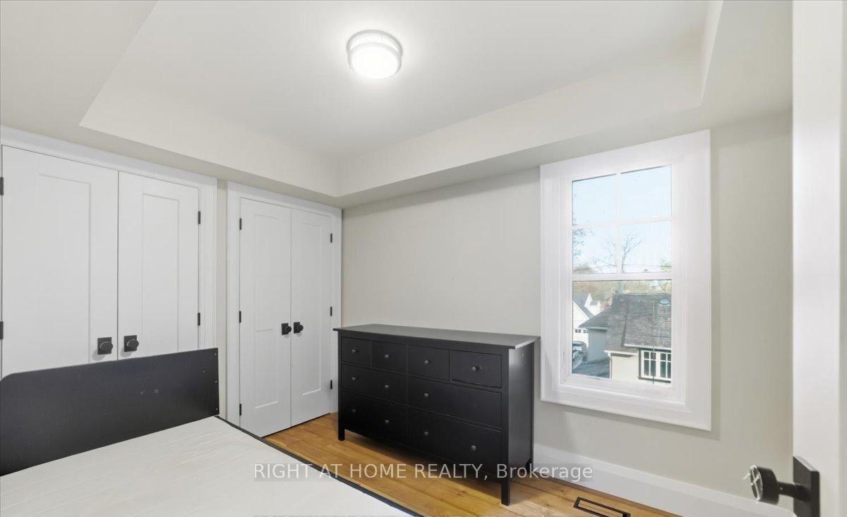 Photo 25 of 79 Wilson Street E, Oakville, Central — HOMEH