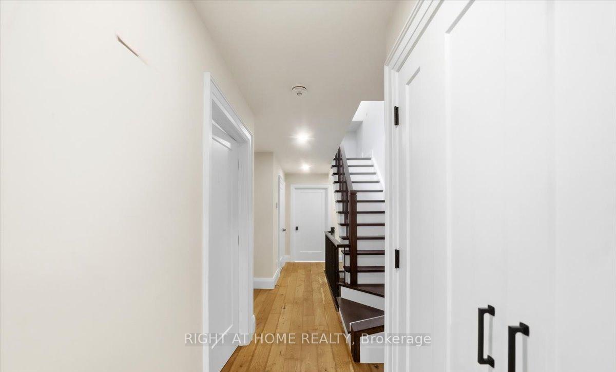 Photo 28 of 79 Wilson Street E, Oakville, Central — HOMEH