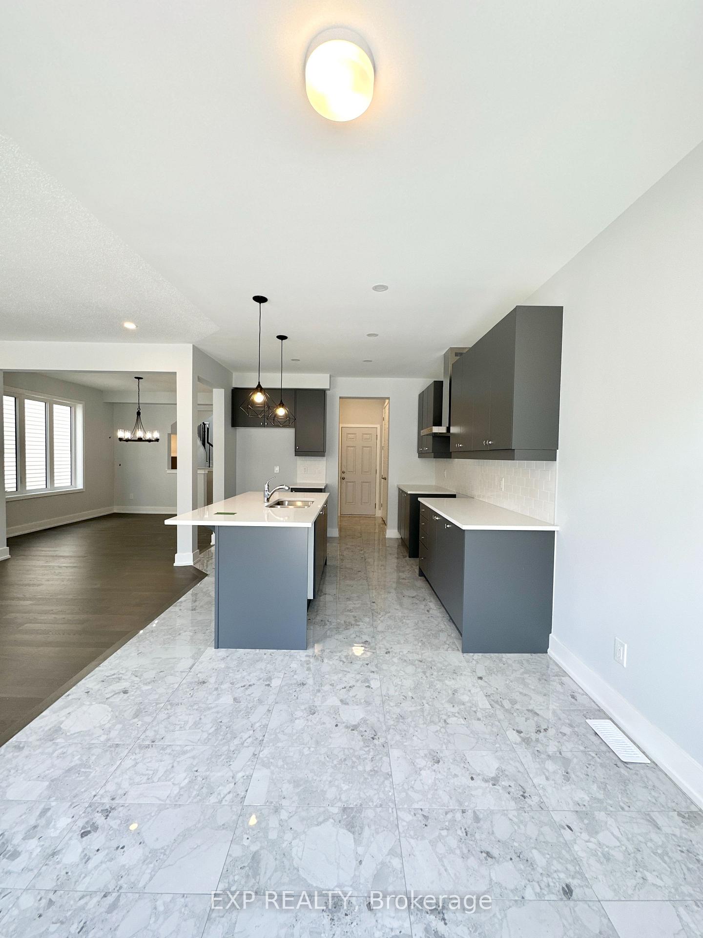 Photo 6 of 623 Cygnus Street, Ottawa, Barrhaven - Half Moon Bay — HOMEH
