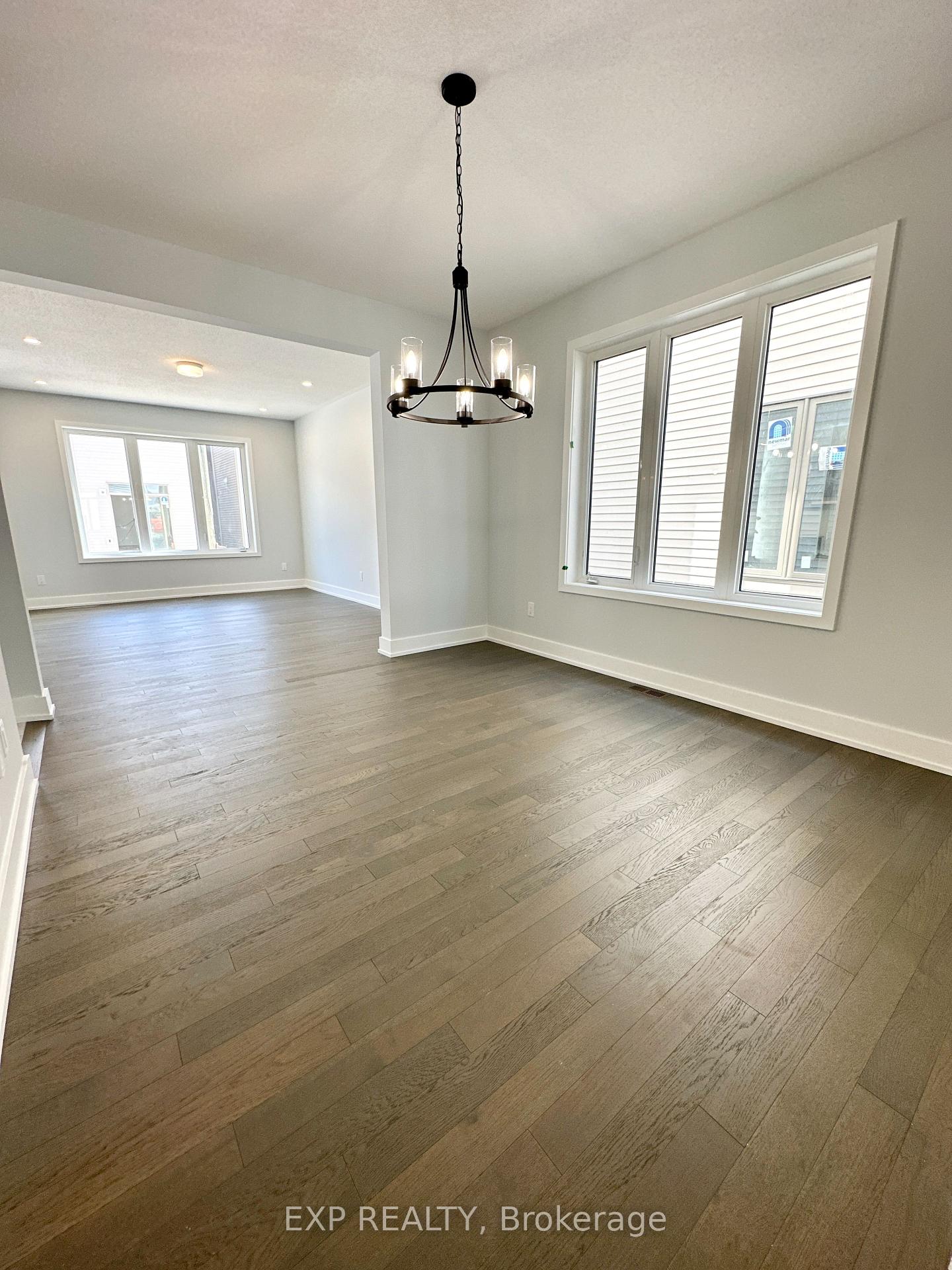 Photo 10 of 623 Cygnus Street, Ottawa, Barrhaven - Half Moon Bay — HOMEH