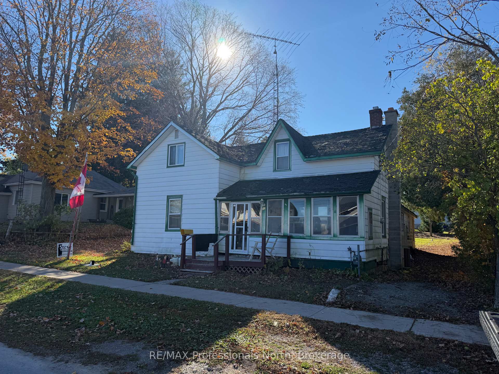Photo of 13 Amelia Street W