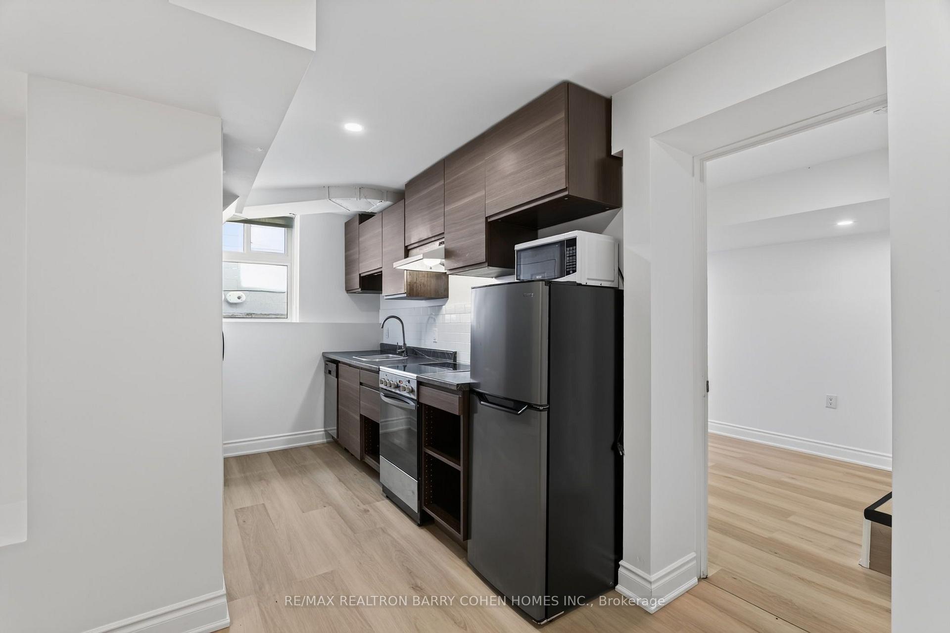 Photo 7 of Unit Lower, 371 Howland Avenue, Toronto, Casa Loma — HOMEH