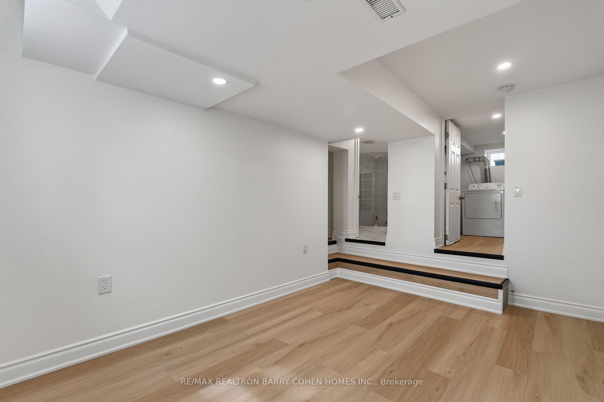 Photo 12 of Unit Lower, 371 Howland Avenue, Toronto, Casa Loma — HOMEH
