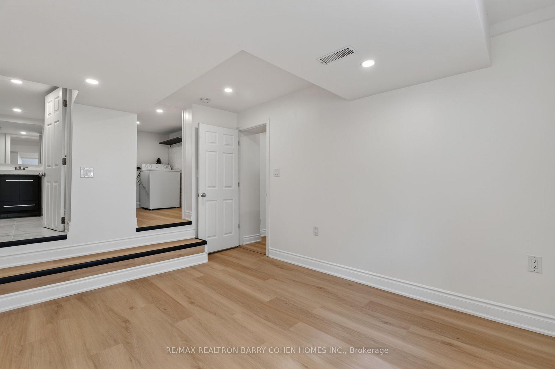 Photo 13 of Unit Lower, 371 Howland Avenue, Toronto, Casa Loma — HOMEH