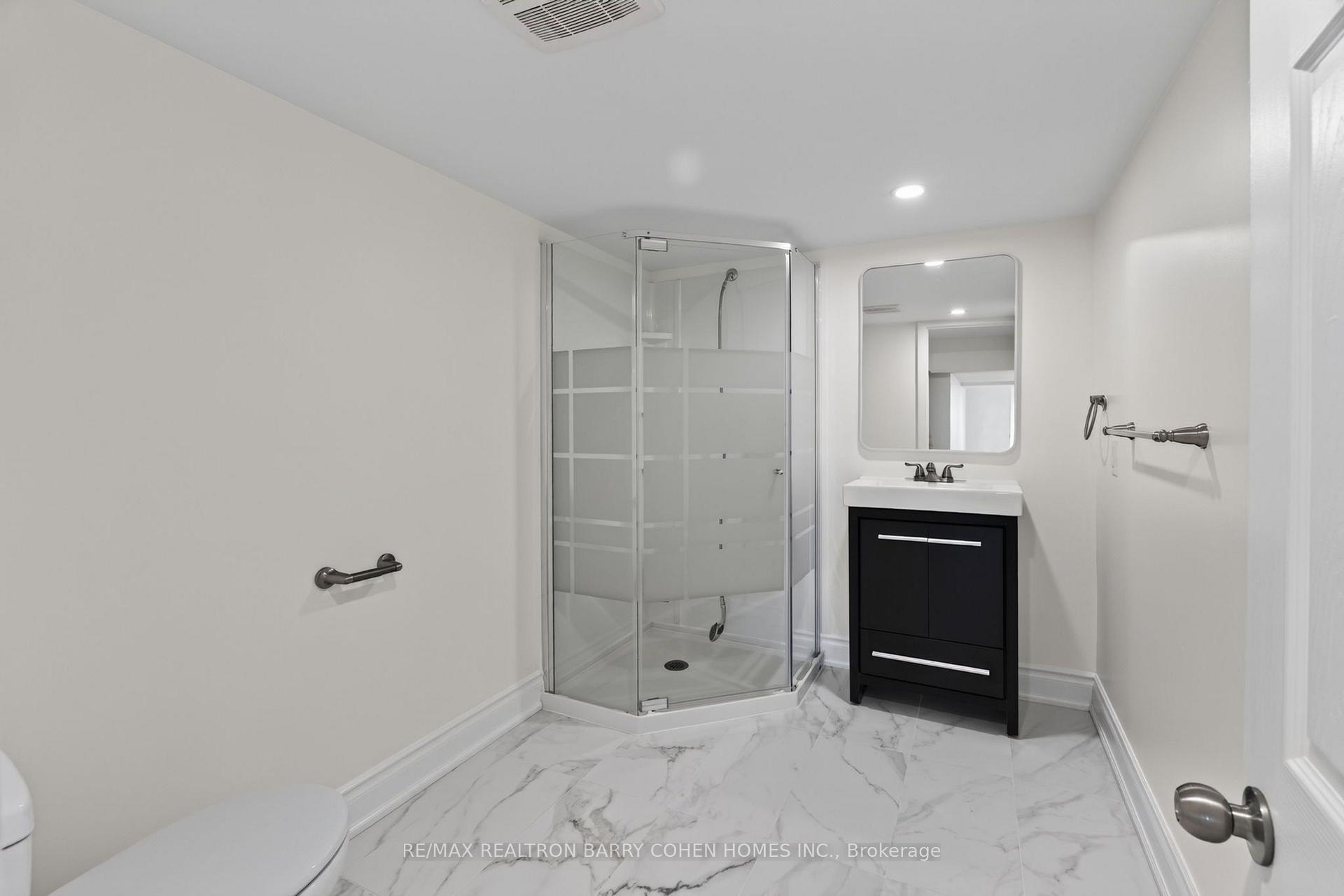 Photo 15 of Unit Lower, 371 Howland Avenue, Toronto, Casa Loma — HOMEH