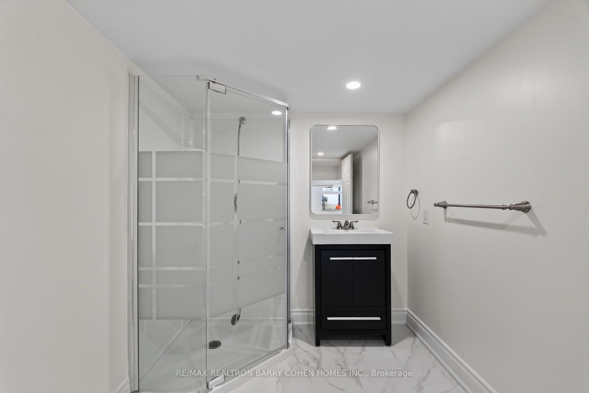 Photo 16 of Unit Lower, 371 Howland Avenue, Toronto, Casa Loma — HOMEH