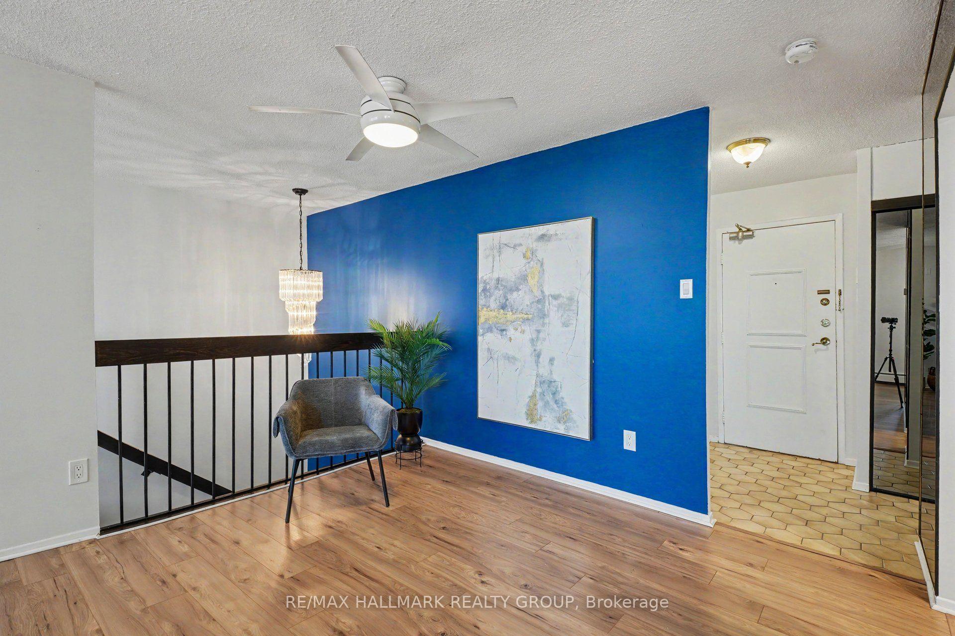 Photo 4 of Unit 401, 2630 Southvale Crescent, Ottawa, Sheffield Glen/Industrial Park — HOMEH