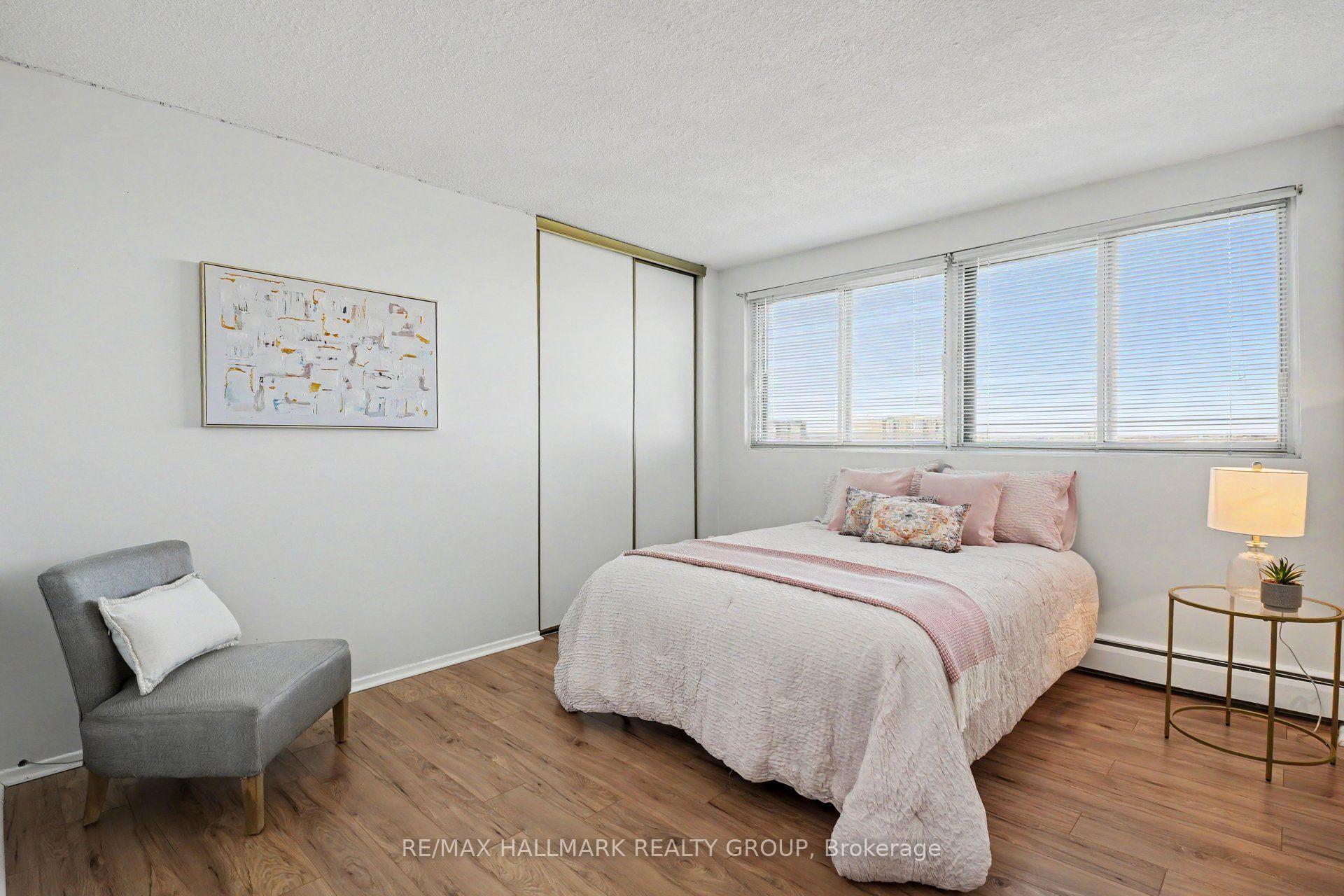Photo 15 of Unit 401, 2630 Southvale Crescent, Ottawa, Sheffield Glen/Industrial Park — HOMEH
