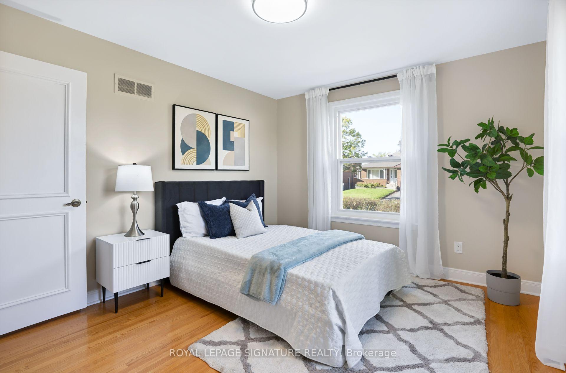 Photo 14 of 43 Kathrose Drive, North York, Pleasant View — HOMEH