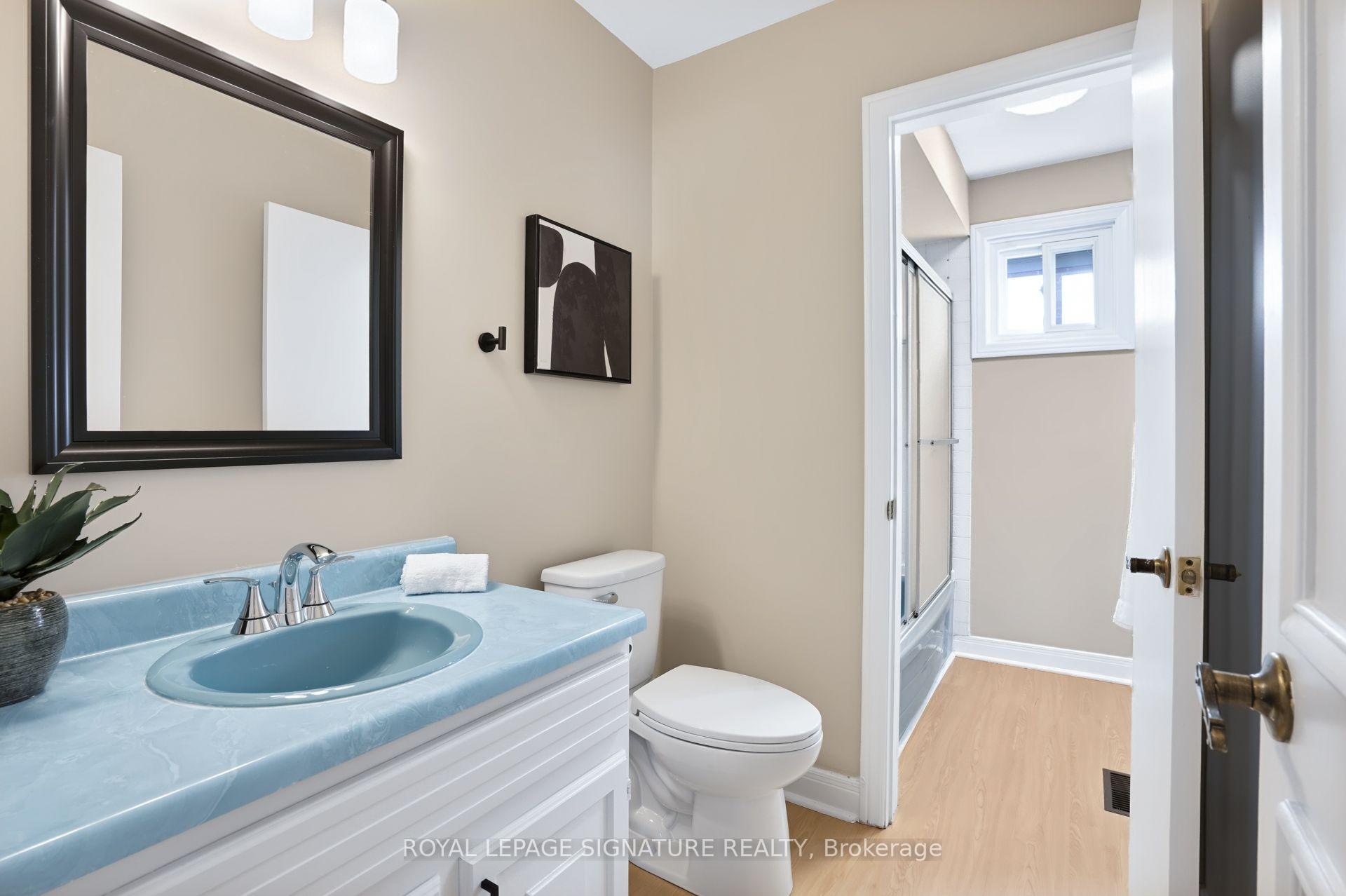 Photo 16 of 43 Kathrose Drive, North York, Pleasant View — HOMEH
