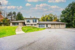 Photo 1 of 12 Westgate Boulevard, King, King City — HOMEH