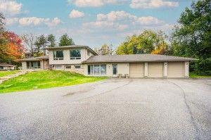 Photo 4 of 12 Westgate Boulevard, King, King City — HOMEH