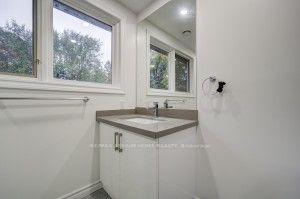 Photo 23 of 12 Westgate Boulevard, King, King City — HOMEH