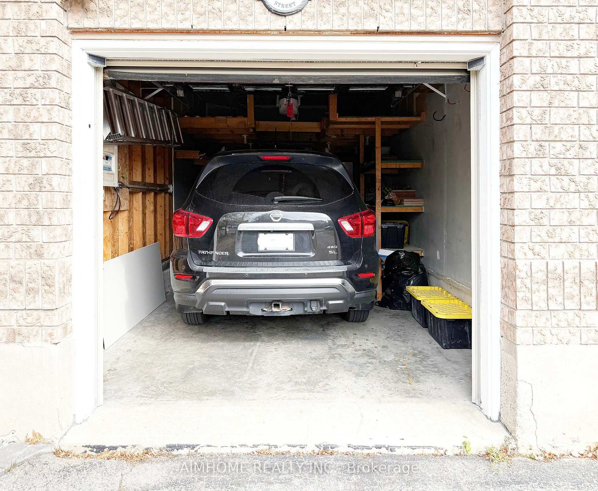 Photo 26 of 11 Kearney Street, Guelph, Grange Road — HOMEH