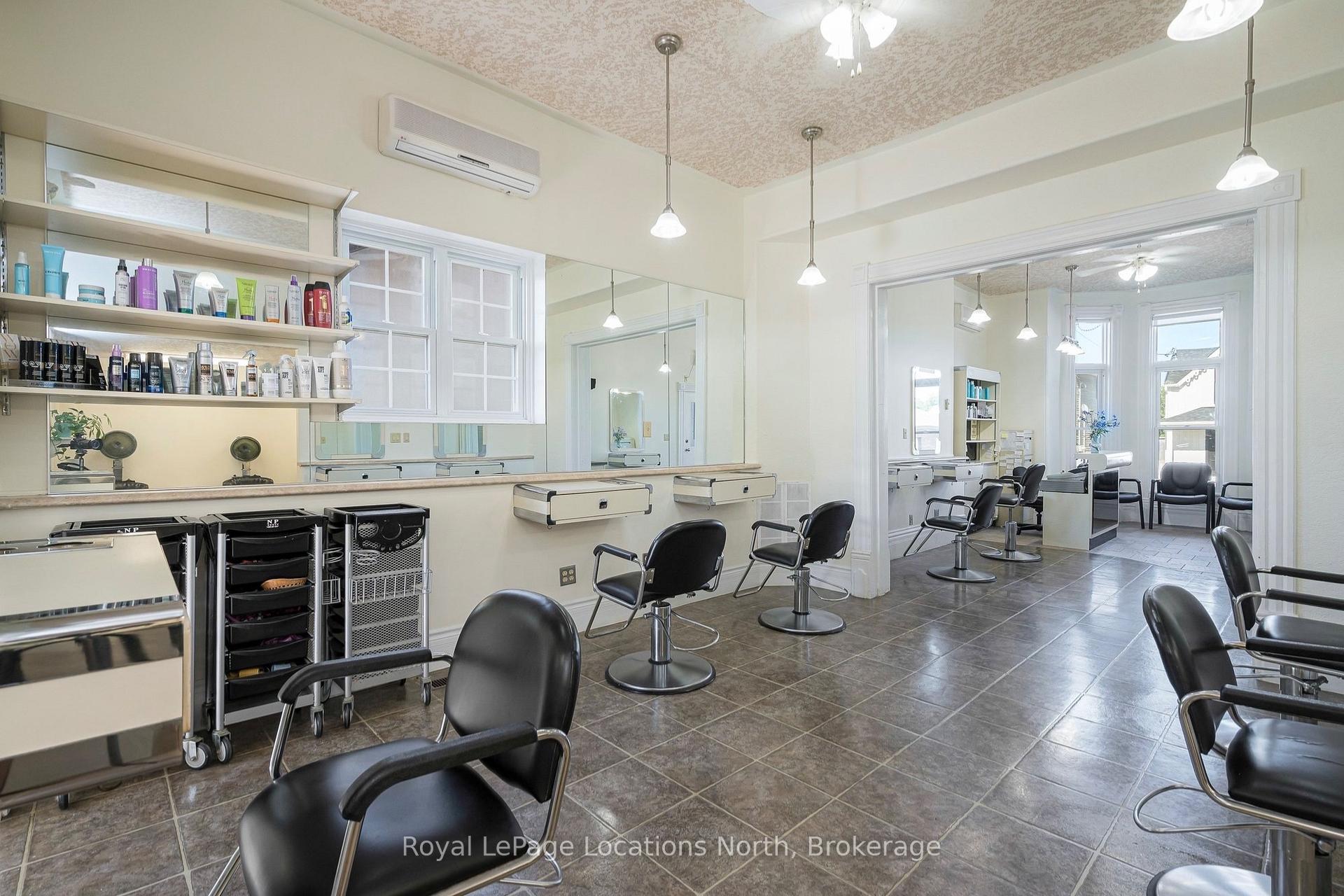 Photo 10 of 36 Saint Marie Street, Collingwood — HOMEH