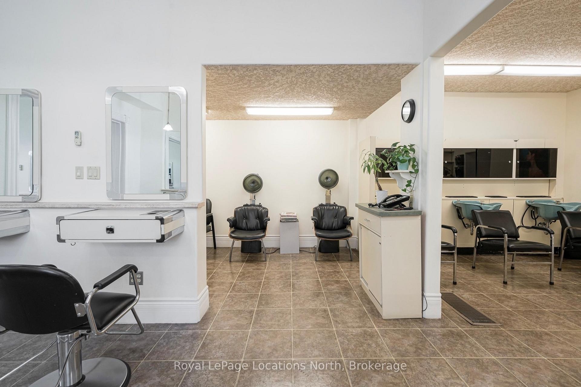 Photo 12 of 36 Saint Marie Street, Collingwood — HOMEH