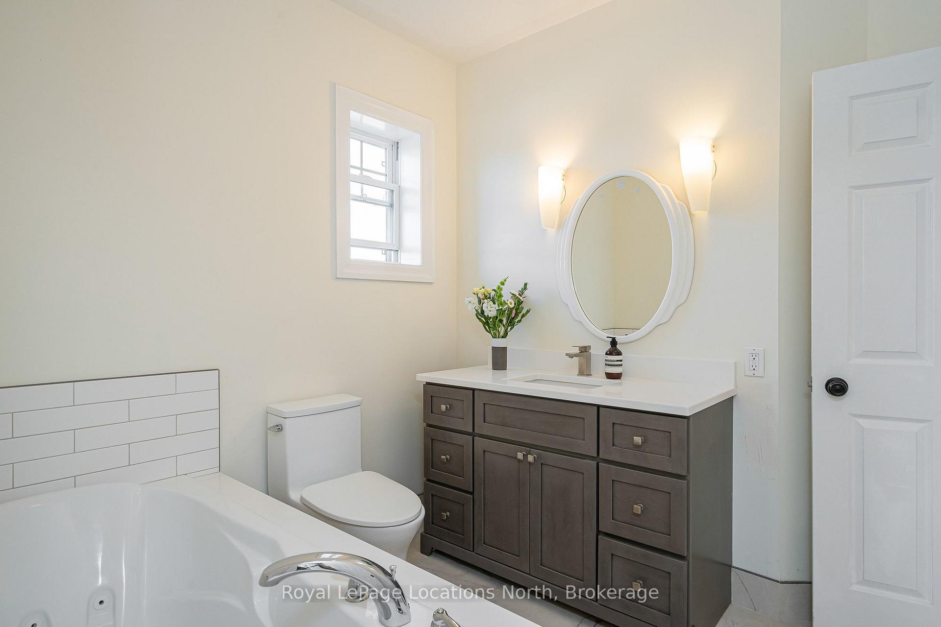 Photo 20 of 36 Saint Marie Street, Collingwood — HOMEH