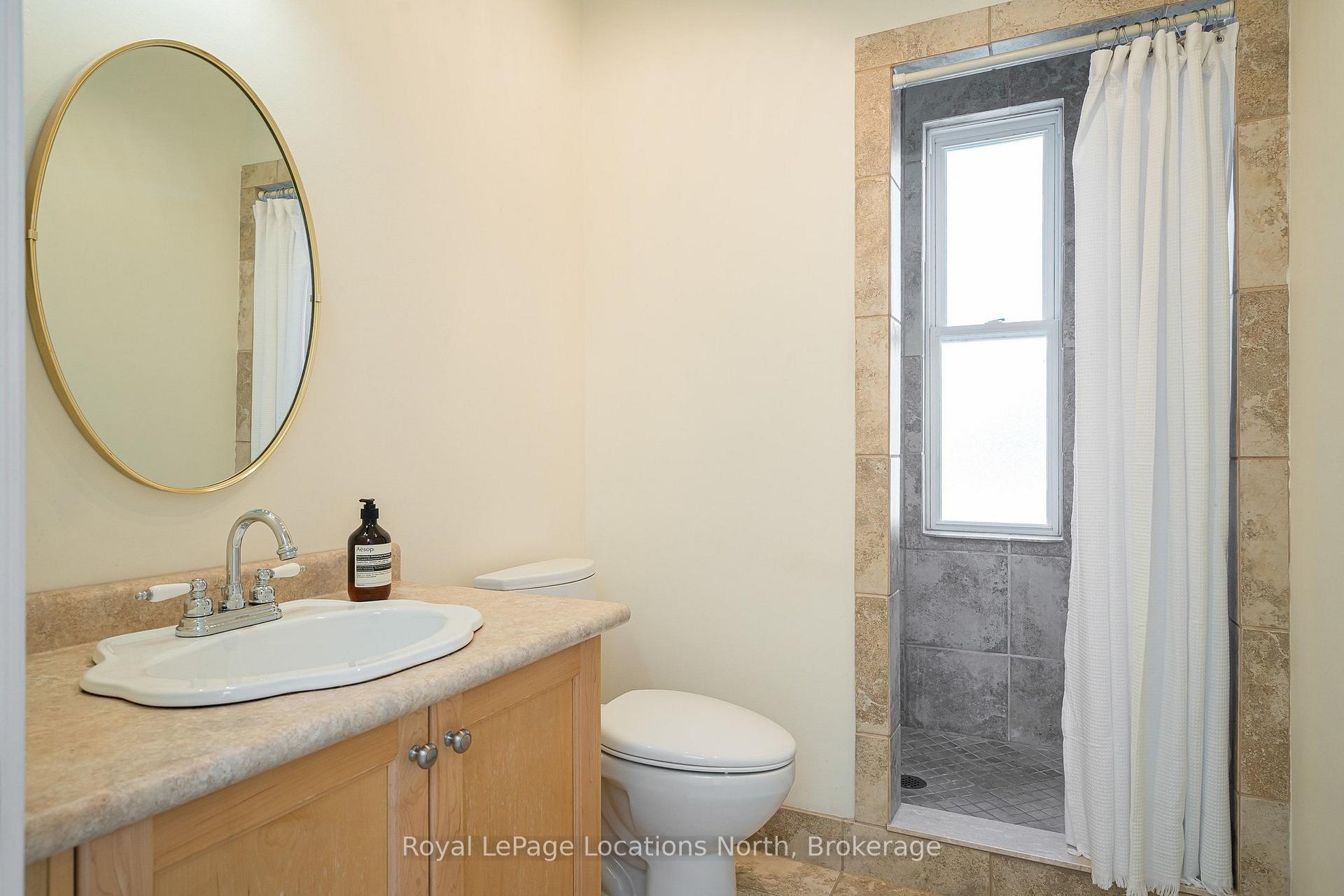 Photo 26 of 36 Saint Marie Street, Collingwood — HOMEH