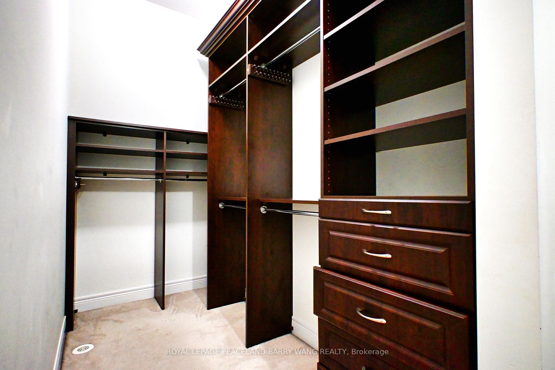Photo 8 of Unit 57, 1812 Burnhamthorpe Road E, Mississauga, Applewood — HOMEH