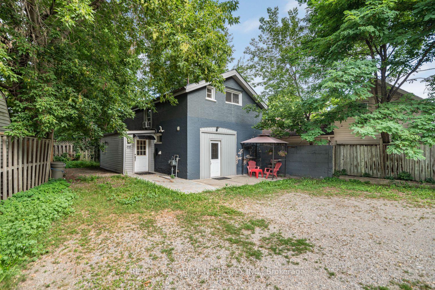 Photo 1 of Unit B, 70 Palace Street, Brantford, Downtown Core — HOMEH