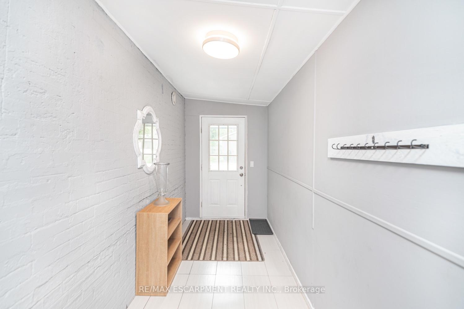 Photo 16 of Unit B, 70 Palace Street, Brantford, Downtown Core — HOMEH