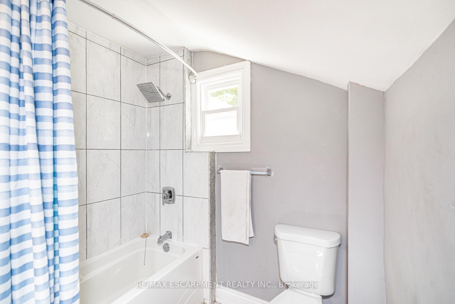 Photo 29 of Unit B, 70 Palace Street, Brantford, Downtown Core — HOMEH