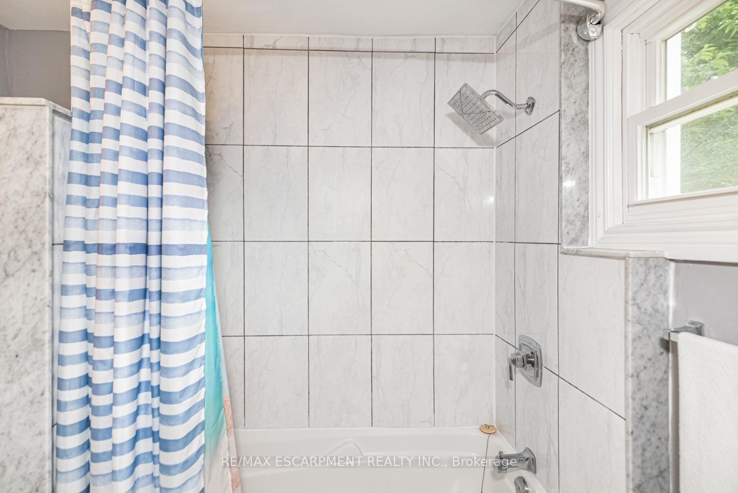 Photo 30 of Unit B, 70 Palace Street, Brantford, Downtown Core — HOMEH