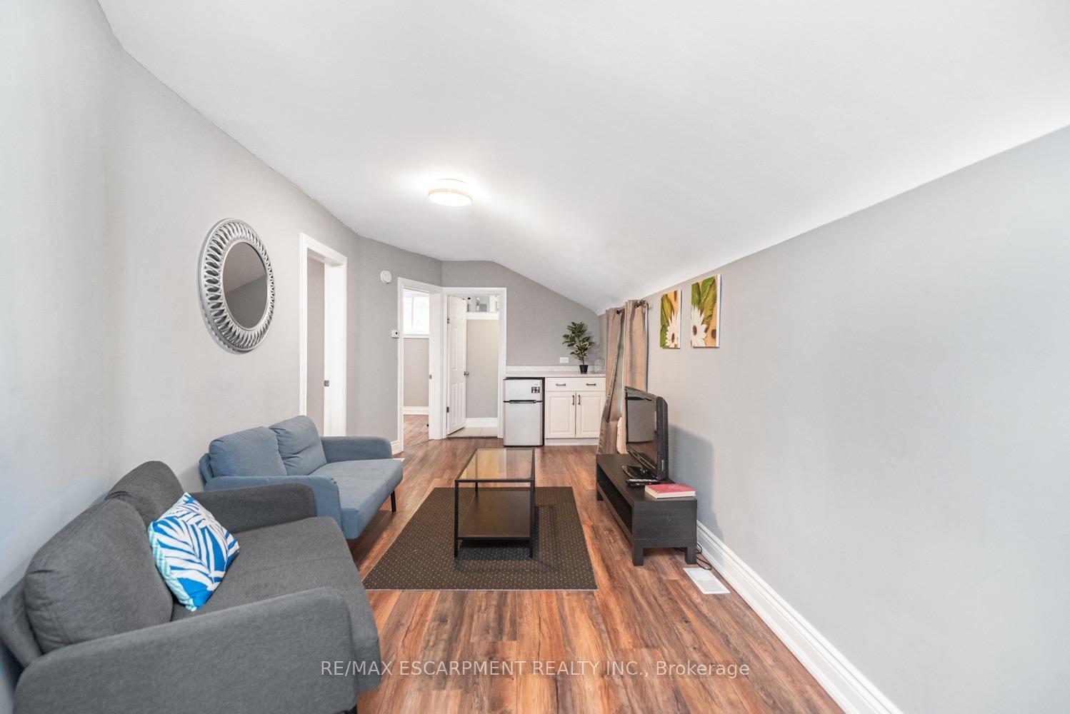 Photo 33 of Unit B, 70 Palace Street, Brantford, Downtown Core — HOMEH