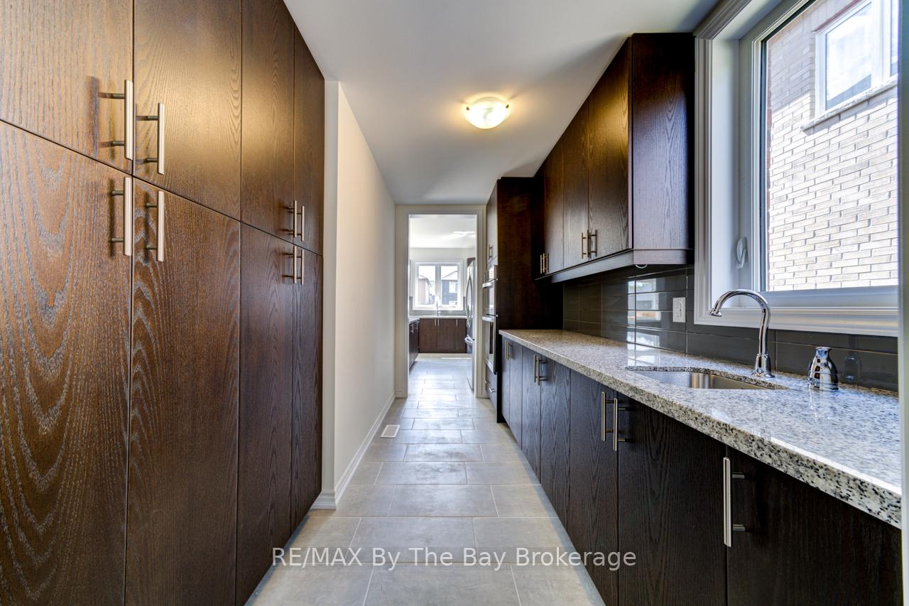 Photo 12 of 174 Mapleside Drive, Wasaga Beach — HOMEH