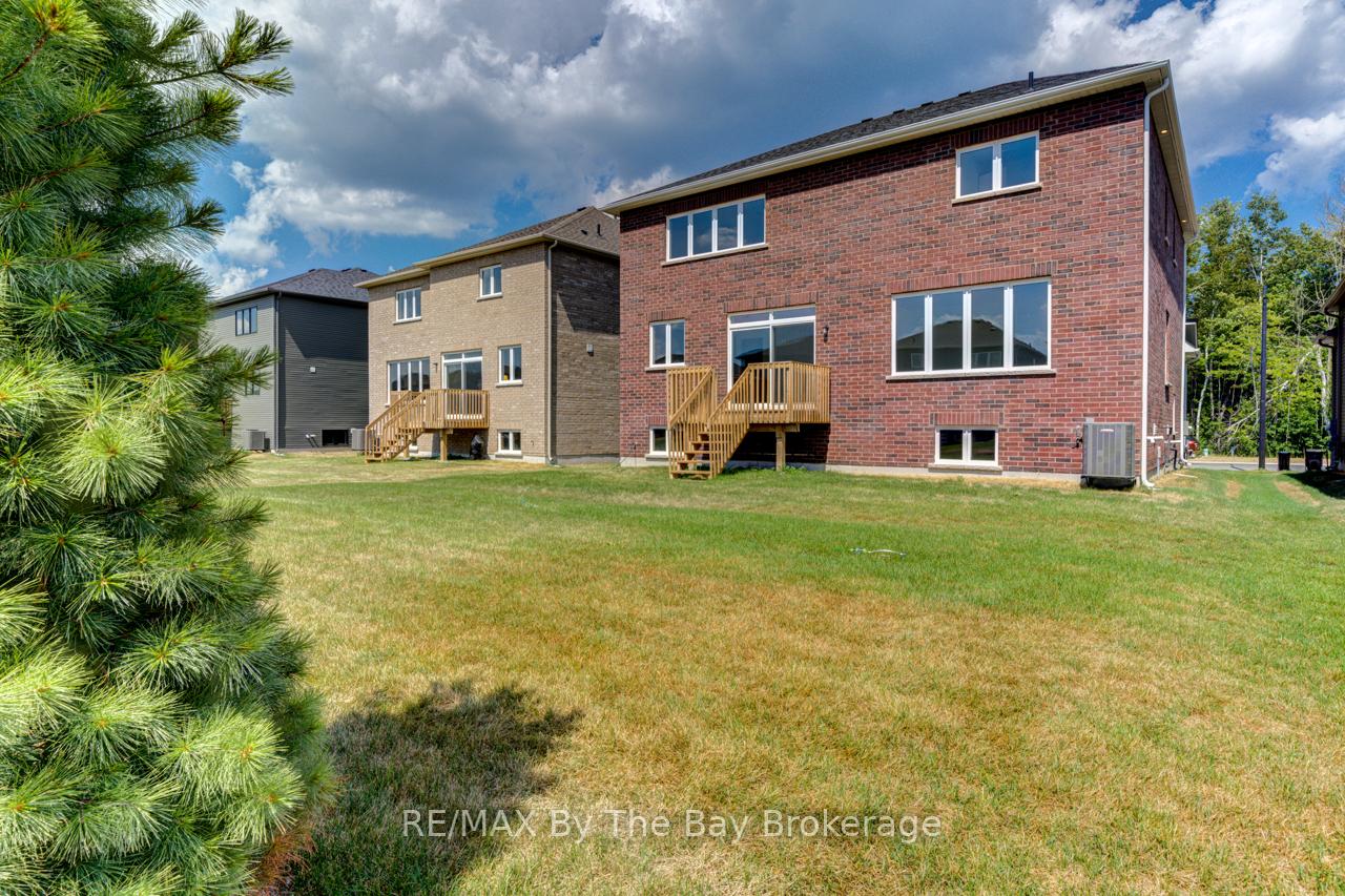 Photo 42 of 174 Mapleside Drive, Wasaga Beach — HOMEH
