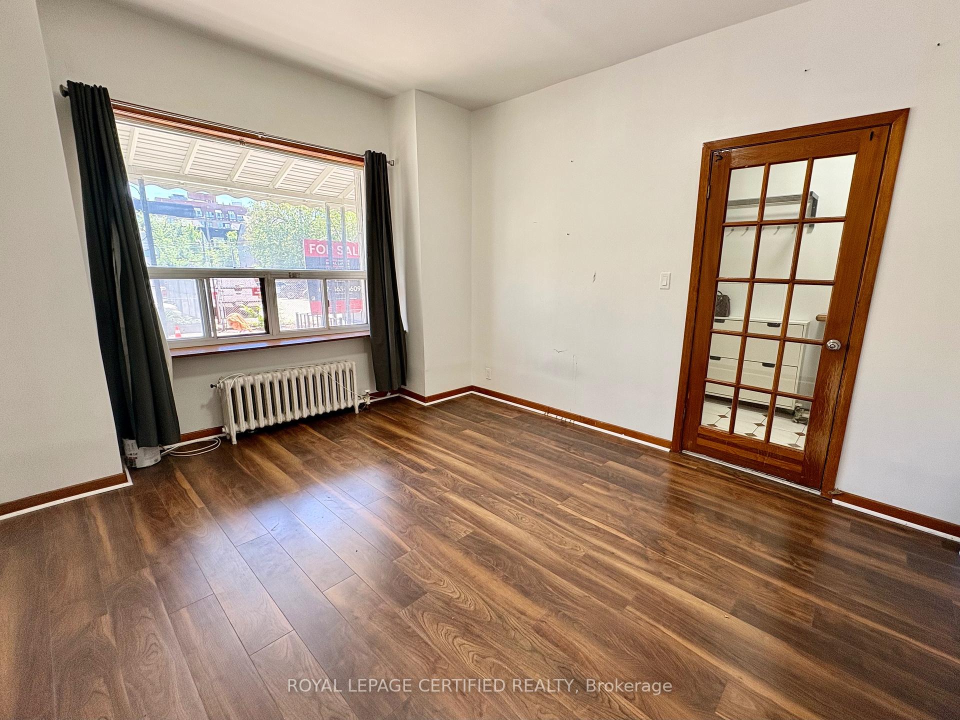 Photo 11 of 36 Mitchell Avenue, Toronto, Niagara — HOMEH