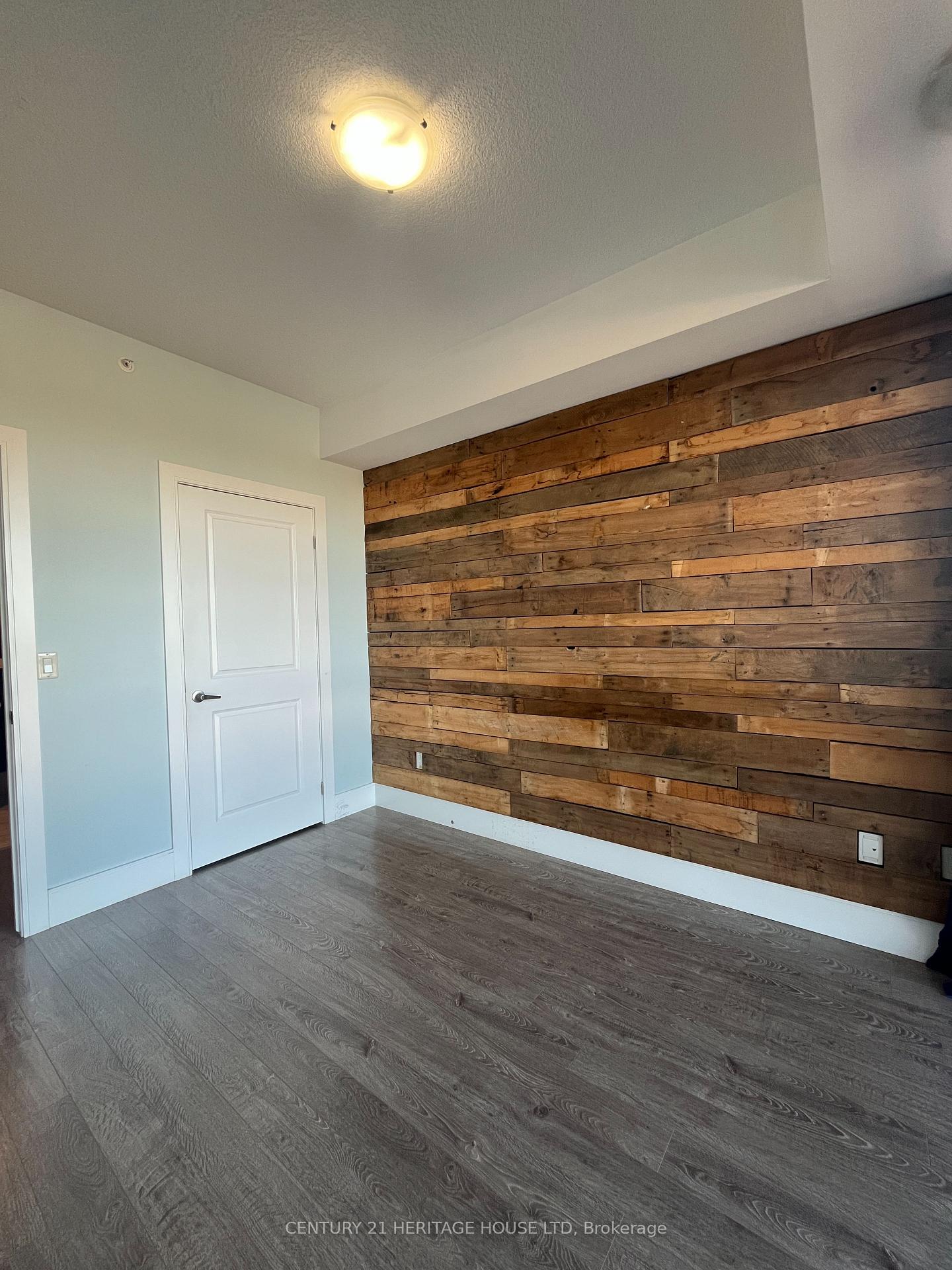 Photo 13 of Unit 402, 155 St Leger Street, Kitchener, Mount Hope Huron Park — HOMEH