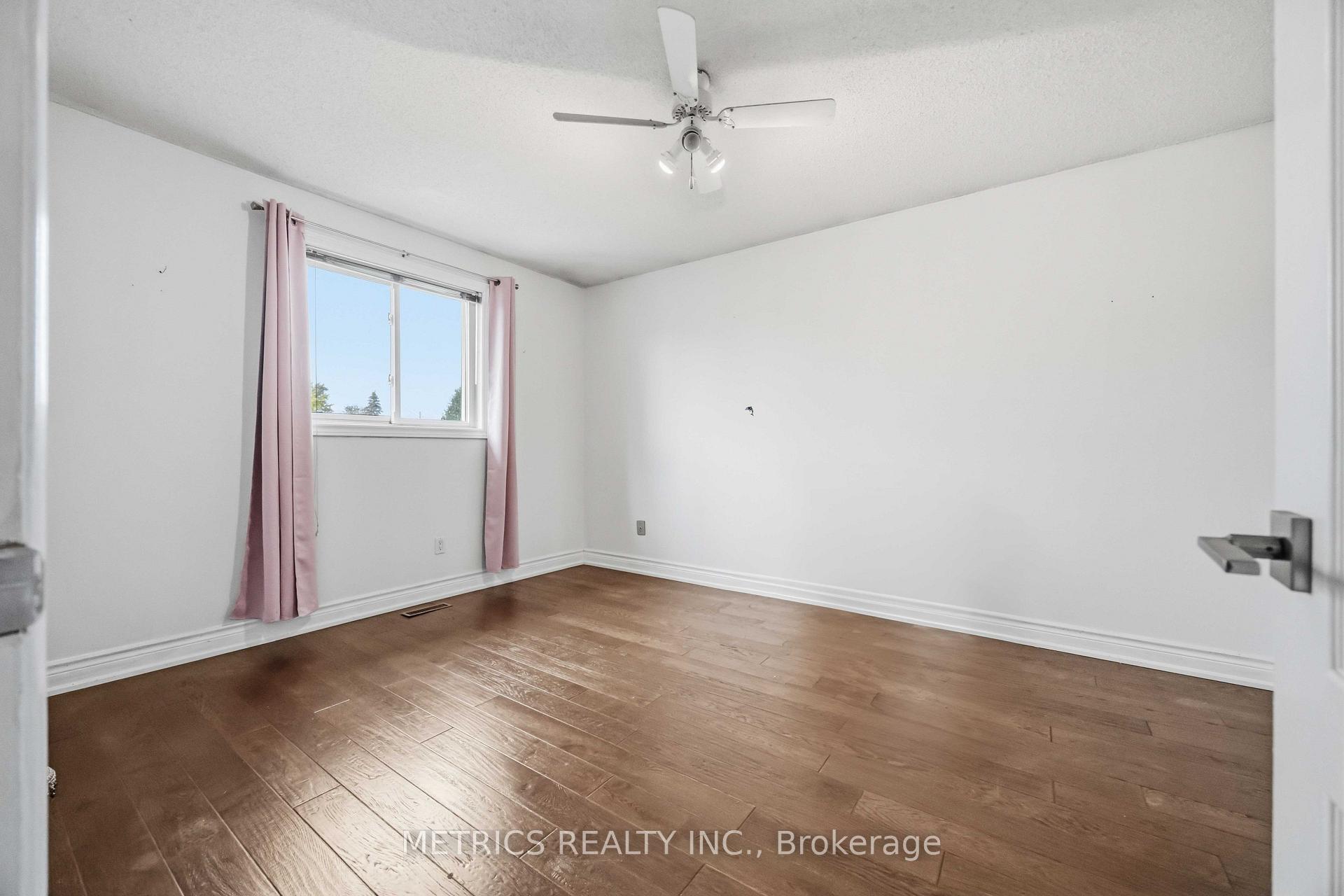 Photo 29 of 168 Fieldgate Drive, Vaughan, Maple — HOMEH