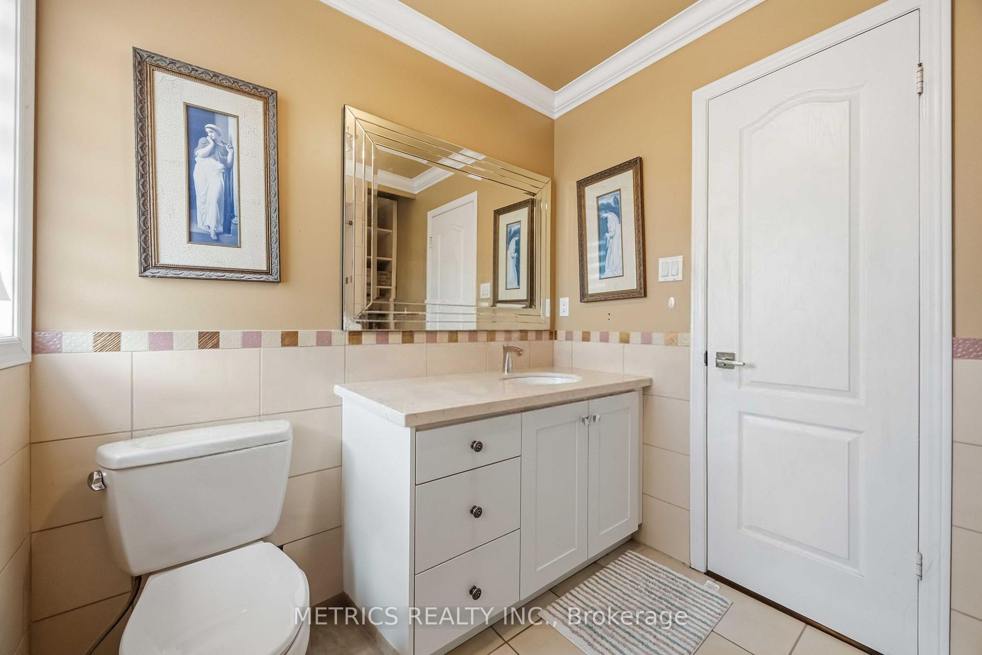 Photo 34 of 168 Fieldgate Drive, Vaughan, Maple — HOMEH