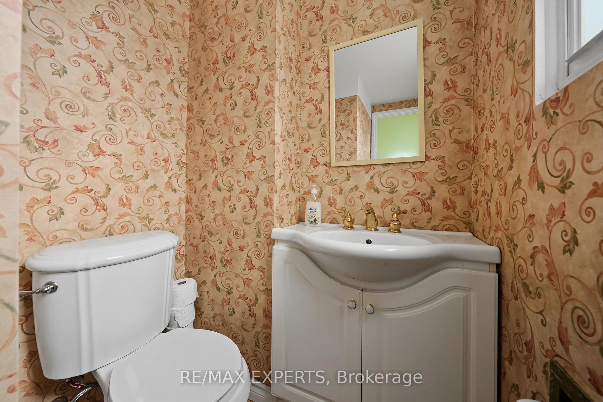 Photo 22 of 71 Dogwood Crescent, Scarborough, Bendale — HOMEH
