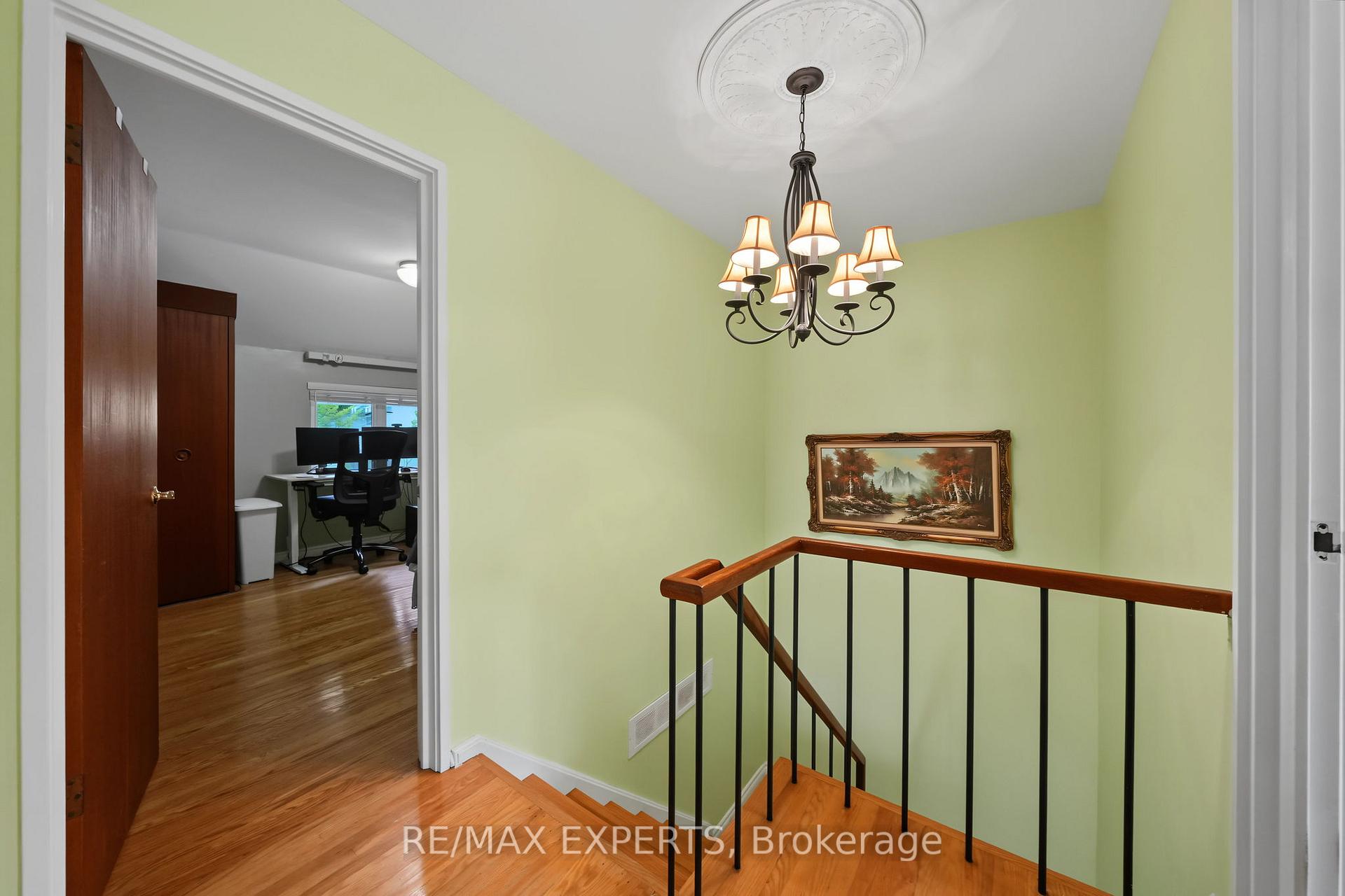 Photo 23 of 71 Dogwood Crescent, Scarborough, Bendale — HOMEH