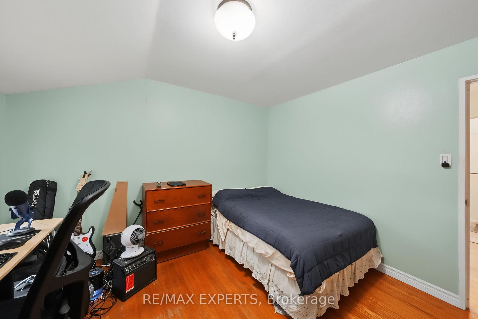 Photo 29 of 71 Dogwood Crescent, Scarborough, Bendale — HOMEH