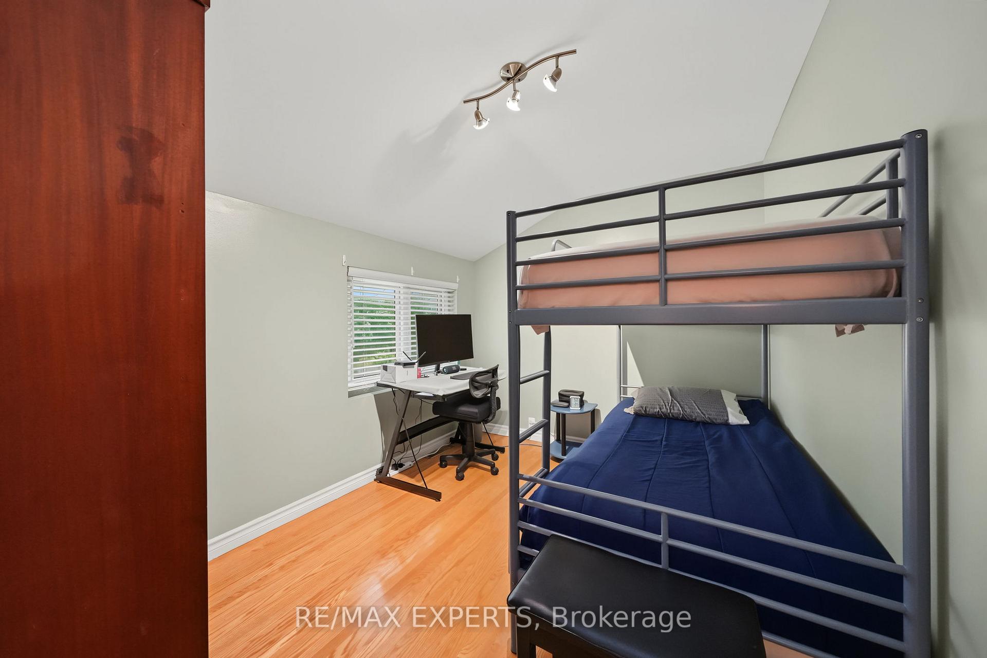 Photo 30 of 71 Dogwood Crescent, Scarborough, Bendale — HOMEH